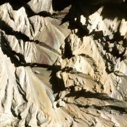 Satellite imagery of Cerro de Los Piuquenes, AR