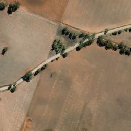 Satellite imagery of Carrara Hill, AU