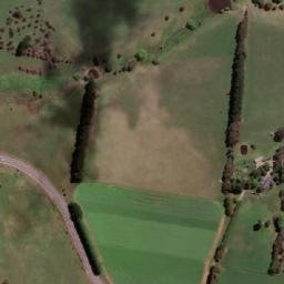 Satellite imagery of Wades Hill, AU