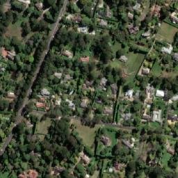 Satellite imagery of Chisholm Hill, AU