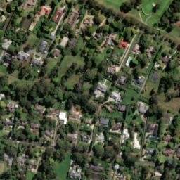 Satellite imagery of Chisholm Hill, AU