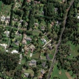 Satellite imagery of Chisholm Hill, AU