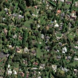 Satellite imagery of Chisholm Hill, AU
