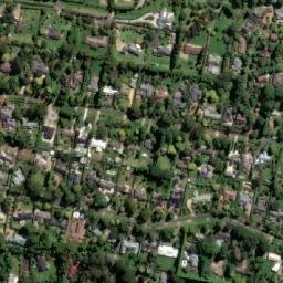 Satellite imagery of Chisholm Hill, AU