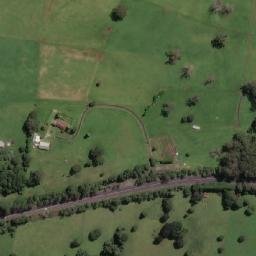 Satellite imagery of Fairview Hill, AU