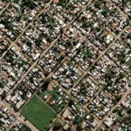 Satellite imagery of Loma Mariló, AR