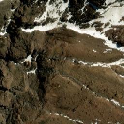 Satellite imagery of Cerro Alto de Los Lirios, CL