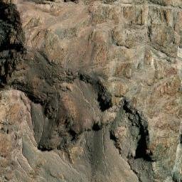 Satellite imagery of Cerro Alto de Los Lirios, CL