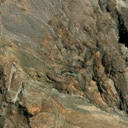 Satellite imagery of Cerro Alto de Los Lirios, CL