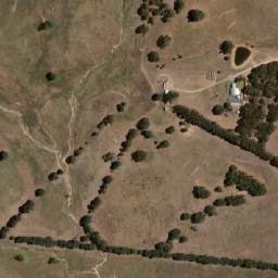 Satellite imagery of Hoads Hill, AU