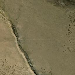 Satellite imagery of Cerro Los Buitres, AR