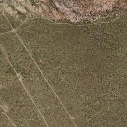 Satellite imagery of Loma de los Molles, AR
