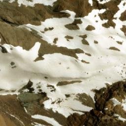 Satellite imagery of Cerro Las Lajas, CL