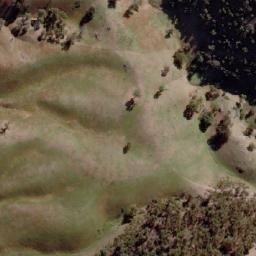Satellite imagery of Round Hill, AU