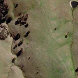 Satellite imagery of Round Hill, AU