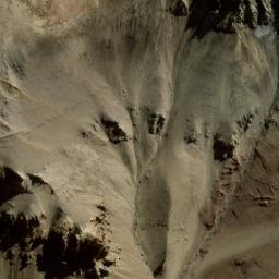 Satellite imagery of Cerro La Hoyada, AR