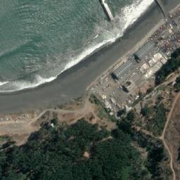 Satellite imagery of Punta Maguillín, CL