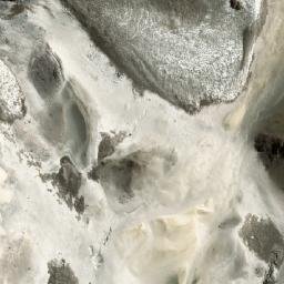 Satellite imagery of Paso Los Ángeles, AR