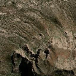 Satellite imagery of Cerro Risquera, AR