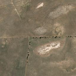 Satellite imagery of Round Hill, AU