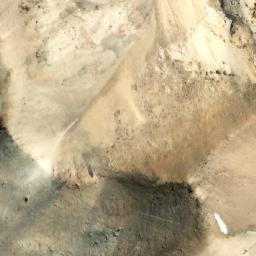 Satellite imagery of Cerro Las Mariposas, CL