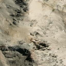 Satellite imagery of Cerro Lástima, CL