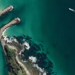 Satellite imagery of Bar Rock Lookout, AU