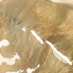 Satellite imagery of Portezuelo Ralhue, AR