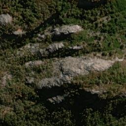 Satellite imagery of Paso Treguiles, AR