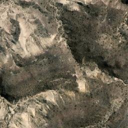 Satellite imagery of Loma del Medio, AR