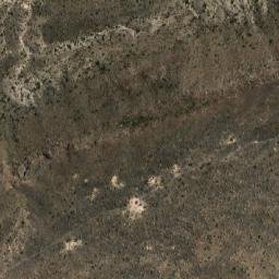 Satellite imagery of Loma del Medio, AR