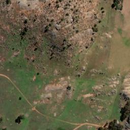 Satellite imagery of Edwards Hill, AU