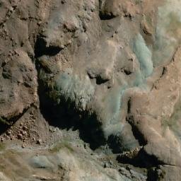 Satellite imagery of Cerro Las Mariposas, CL