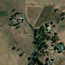 Satellite imagery of Round Hill, AU