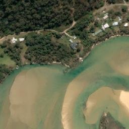 Satellite imagery of Bay Cliff, AU