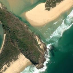 Satellite imagery of Bay Cliff, AU