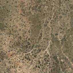 Satellite imagery of Cerro La Media Luna, AR