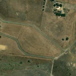 Satellite imagery of Picnic Hill, AU