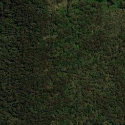 Satellite imagery of Howe Hill, AU