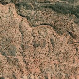 Satellite imagery of Loma del Medio, AR