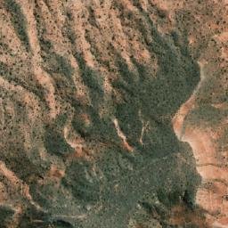 Satellite imagery of Loma del Medio, AR