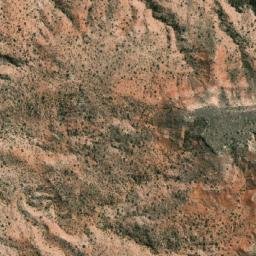 Satellite imagery of Loma del Medio, AR