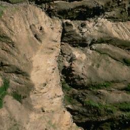 Satellite imagery of Portezuelo Pilunchaya, AR