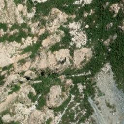 Satellite imagery of Cerro Macizo, CL