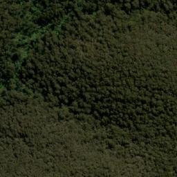 Satellite imagery of Cream Can Hill, AU