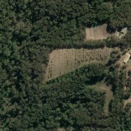 Satellite imagery of Ford Hill, AU