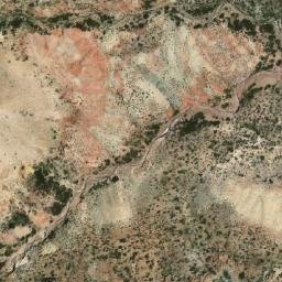 Satellite imagery of Cerro León, AR