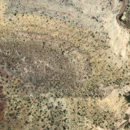 Satellite imagery of Cerro León, AR
