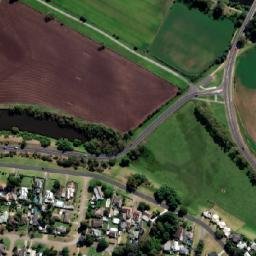 Satellite imagery of Foards Hill, AU