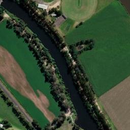 Satellite imagery of Foards Hill, AU